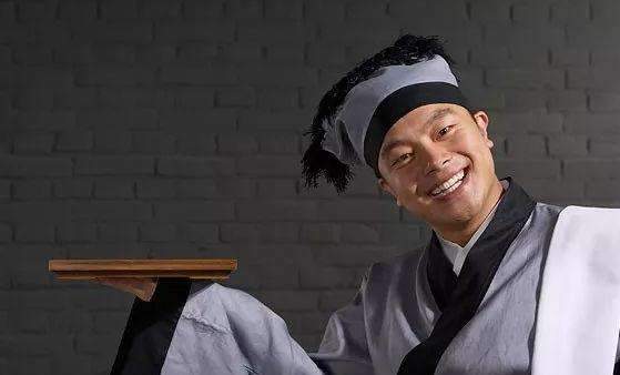 古代饭店服务员为什么被称作店小二