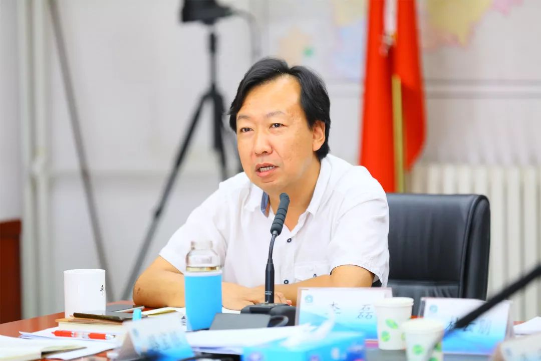 平谷教育区领导底志欣到区教委主持召开2018年全面从严治党主体责任