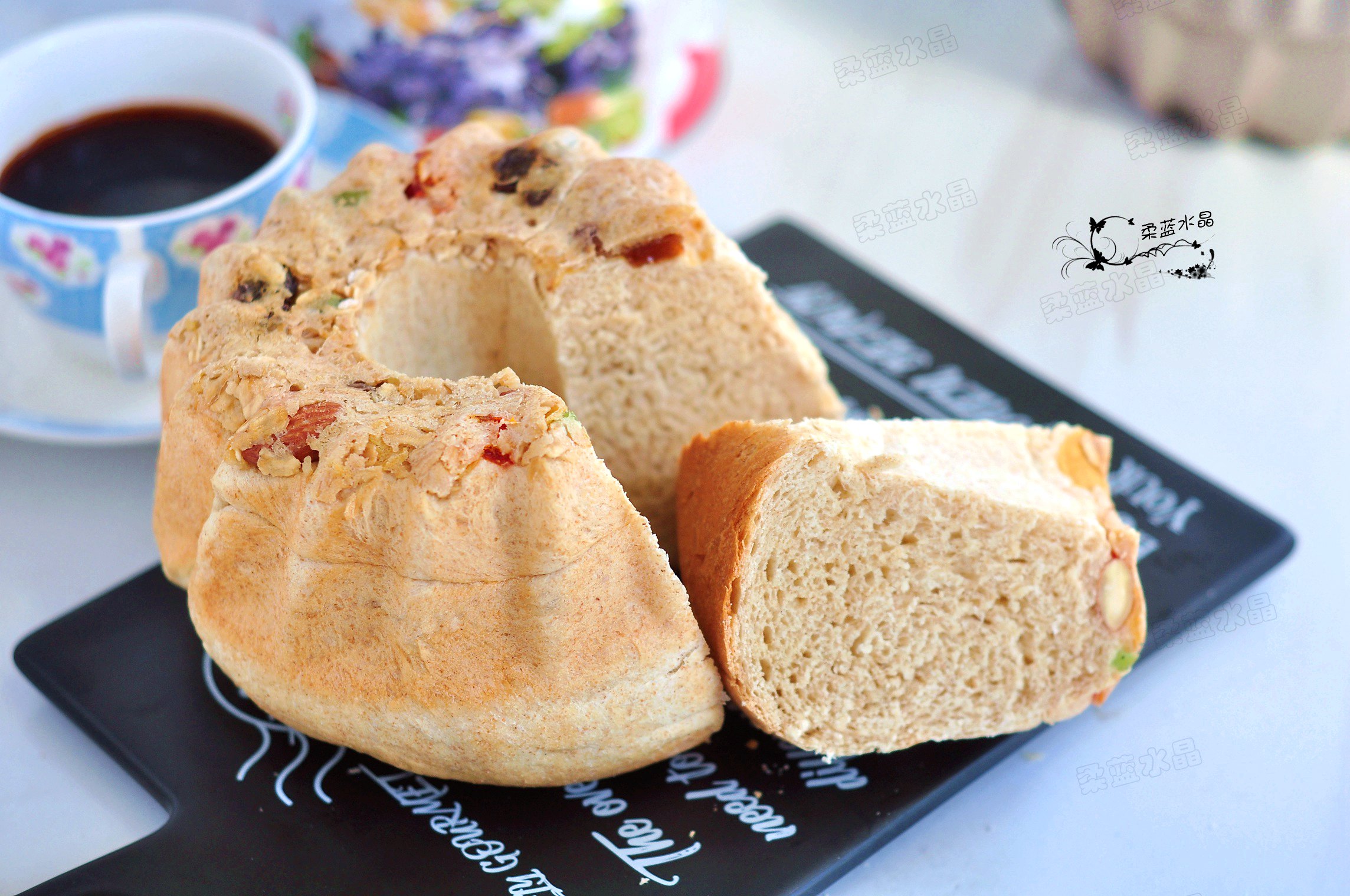 原创原来麦片还能这样吃,把杂粮做进面包里,一次发酵省时间