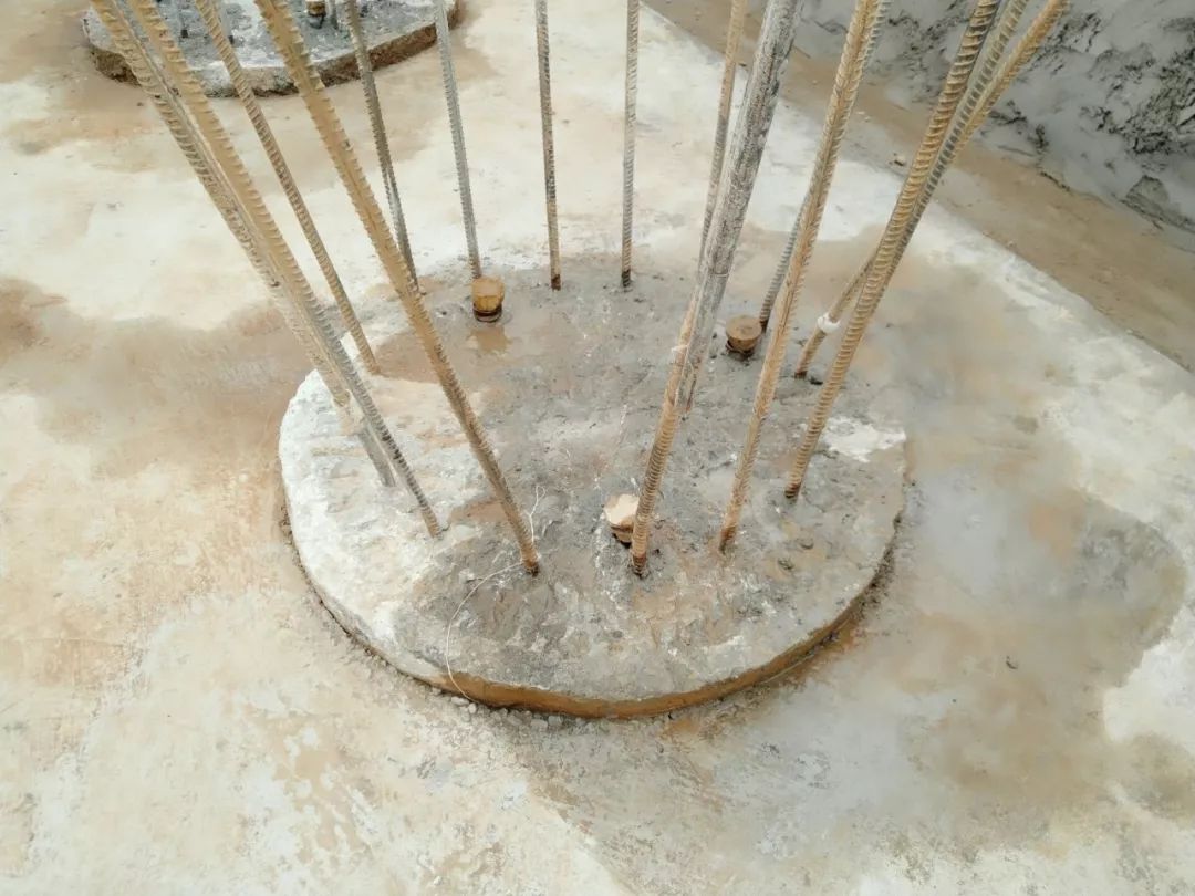 腰带实施效果通过在桩基中使用桩头环切定位装置,有效地解决了传统