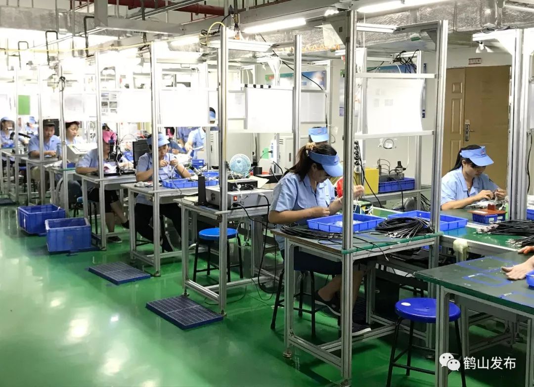电子产品研发：前沿科技与市场需求驱动的双引擎