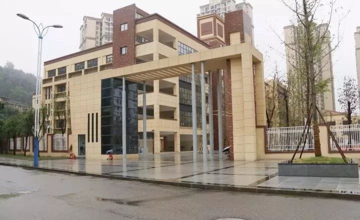 西华师范大学附属小学图片