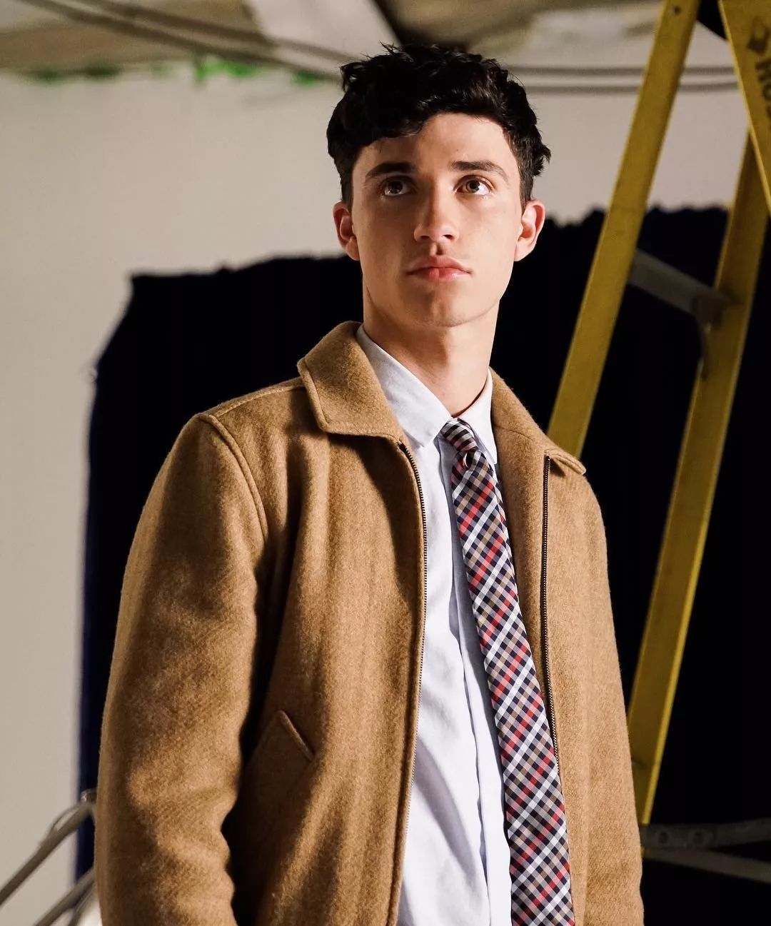 戳爷男友jacobbixenman获得首支广告代言