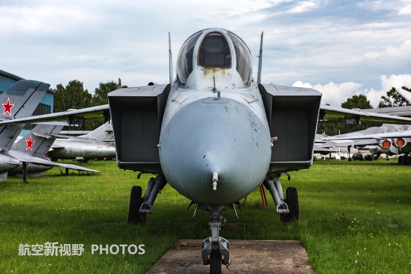 第一款超音速垂直起降战斗机 我国多次求购无果 洛马先下手为强_雅克