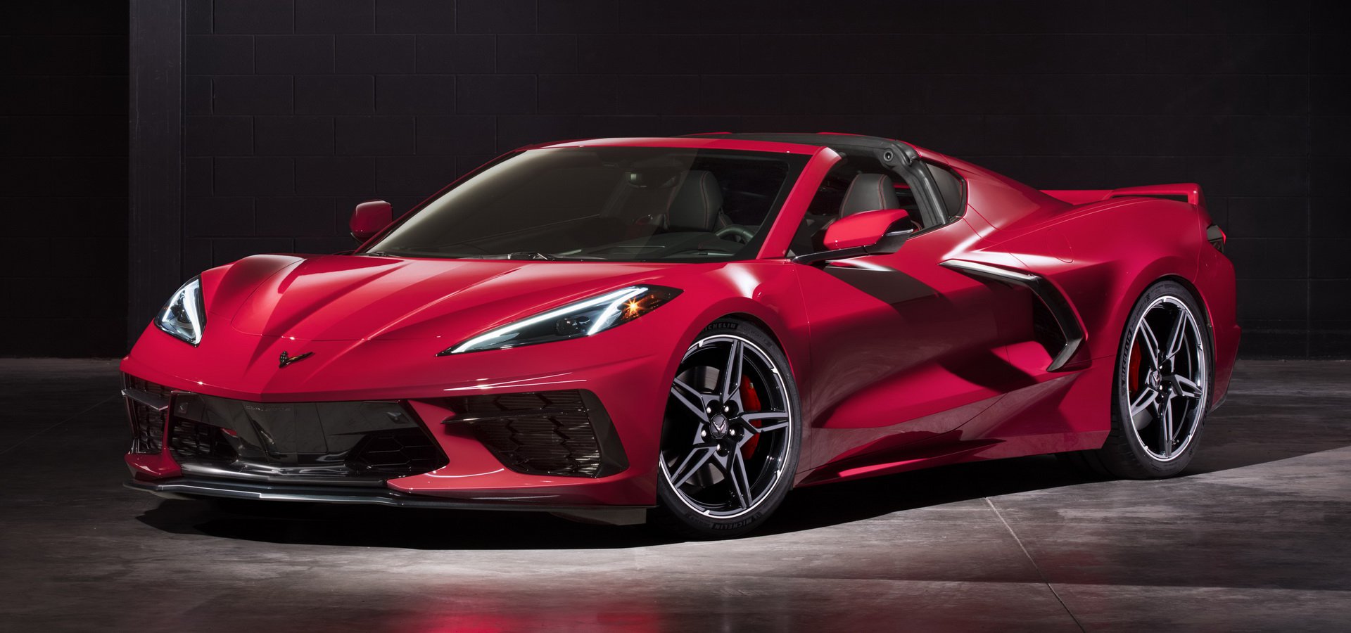 2020corvettec8vsc7讓我們看看他們有什麼不同