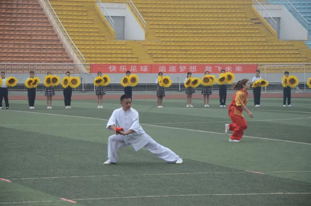 2019年商洛市青少年校园足球u系列联赛隆重举行开幕式