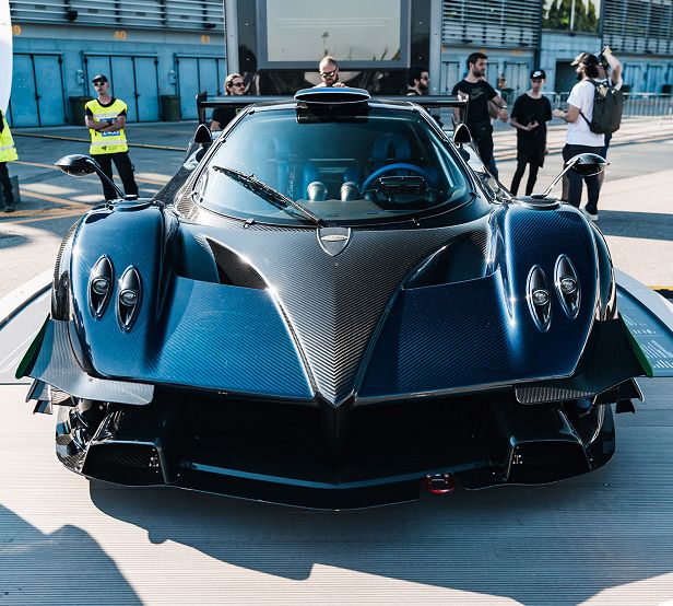 罕见的帕加尼zonda终结版6年开不到1000公里如今升值1000万