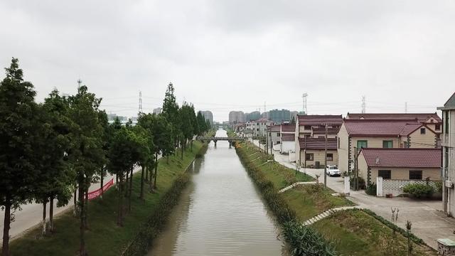 廣特播報報道第一財經播出上海市奉賢區柘林鎮海灣村民委員會