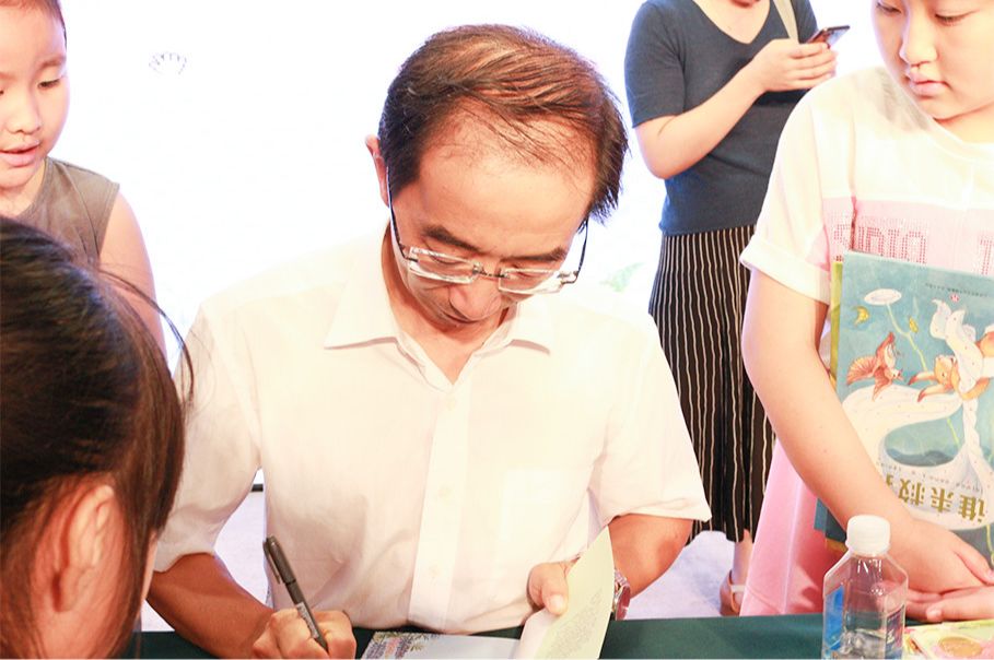 03多读书鲁冰老师分享给孩子们的最后一个,也是最重要的写作秘诀是