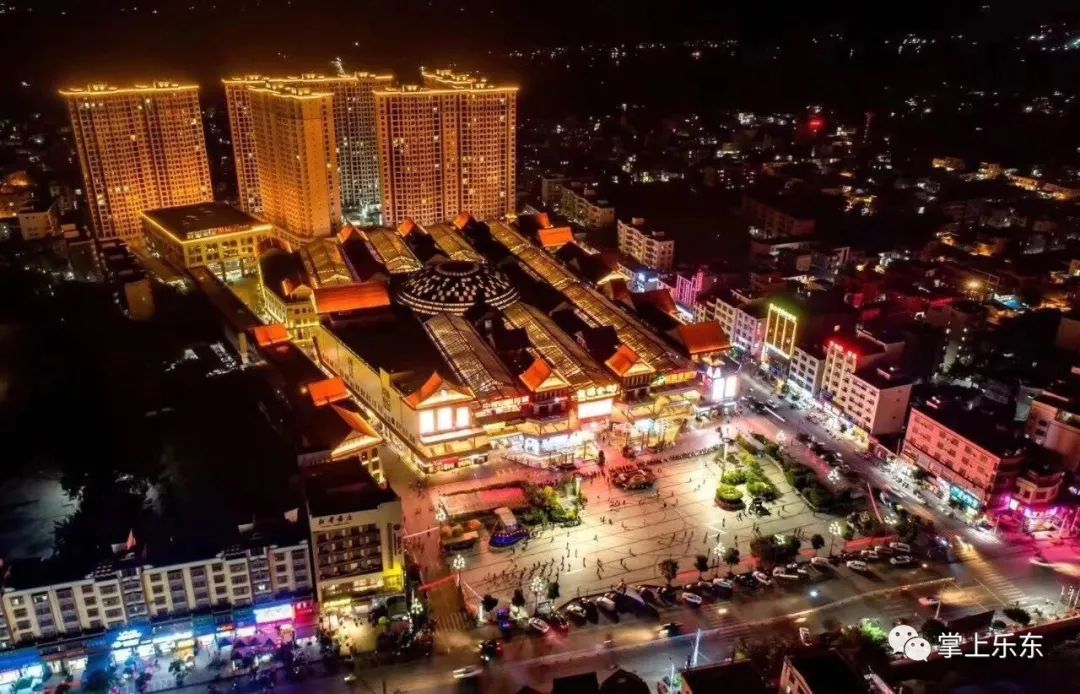 一分钟版本航拍乐东黄流夜市