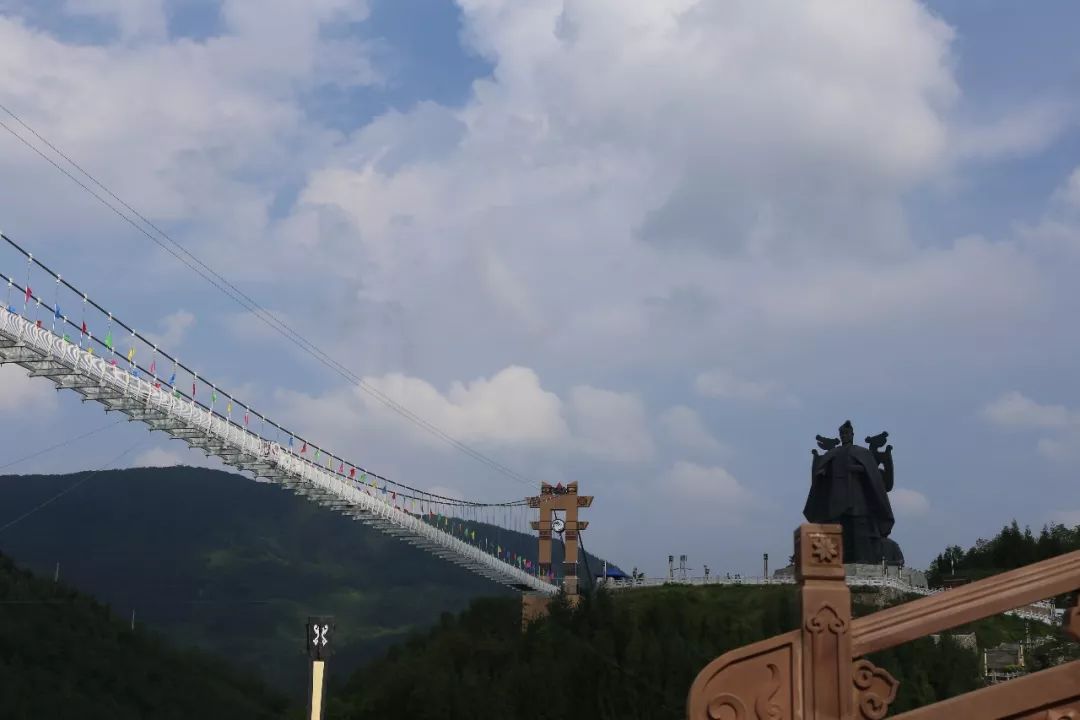 世爵今日福利258元起抢购六盘水野玉海一日游套票