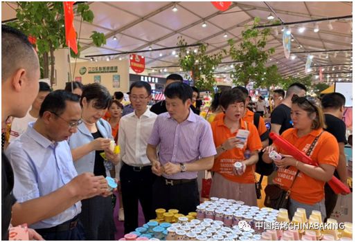 豪新今起迈进新食代第三届海峡两岸食品交易会豪新分会场开馆