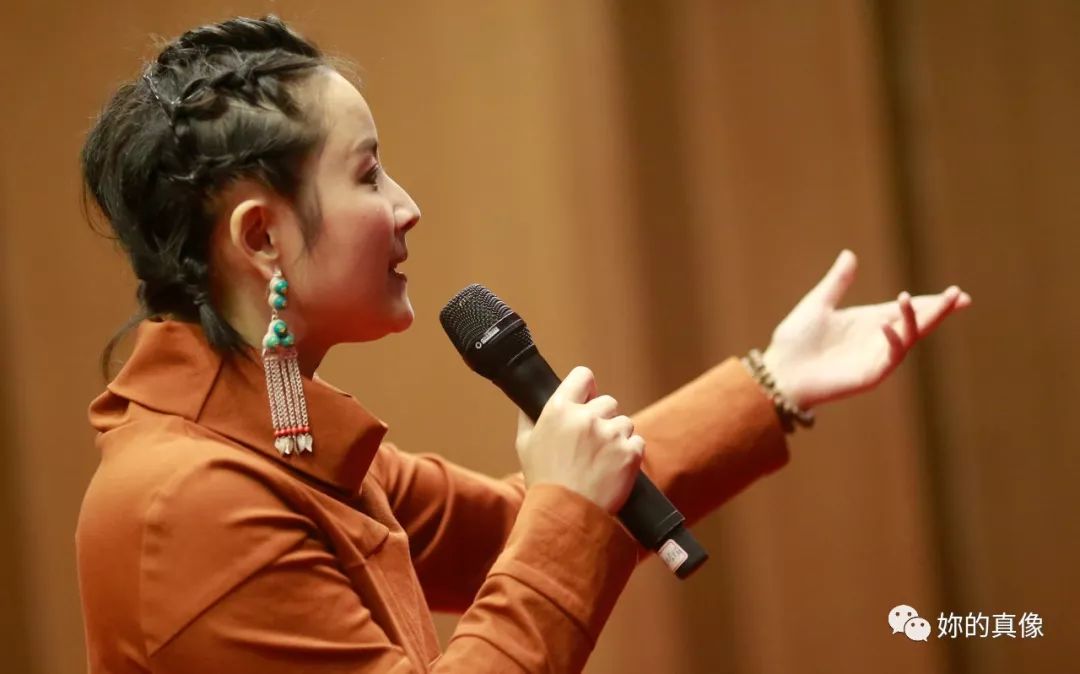 no115青年歌唱家邱玲在舟山炳哥视线