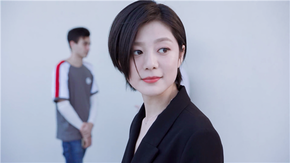 王真儿回应《亲爱的,热爱的》角色争议 演员就要听到不同的声音