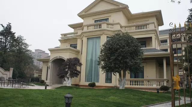 自建800平方别墅,气势磅礴,卫生间好别致!