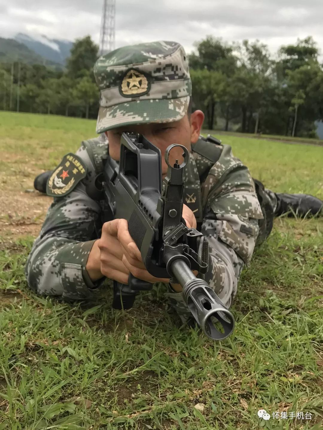 从普通青年到军队兵王怀集榜样力量董格文