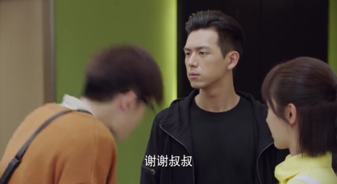 郑辉喊韩商言叔叔韩商言吃醋忽悠佟年网友表示别和好了