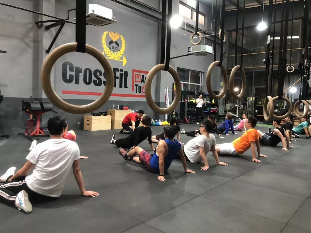 aotu21天减脂健身第五期训练营助你夏日热练还有优惠你舍得拒绝吗