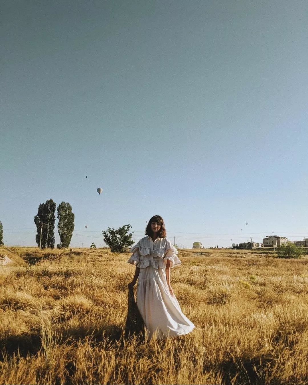 草原旅行只需要这三件裙子就可以美翻朋友圈