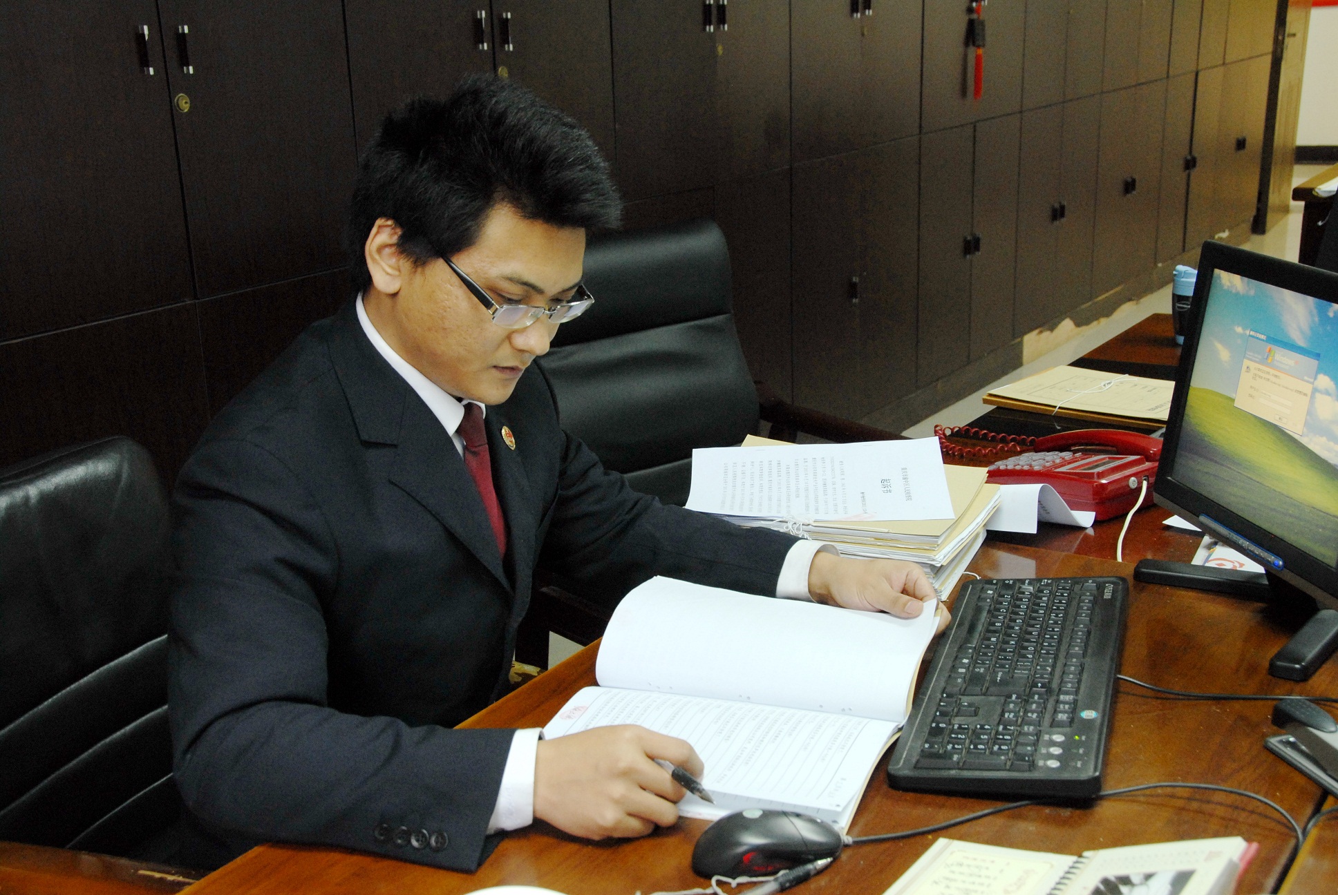 公诉十多年无愧于职业记渝中区检察院检察官朱志荣