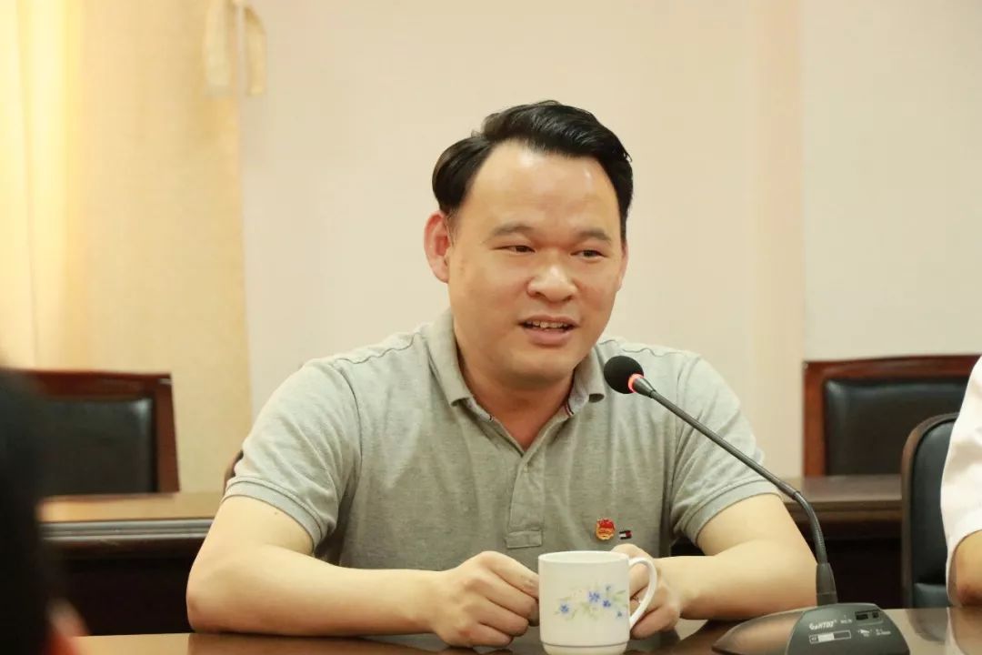 快讯共青团广东省委领导到普宁二中调研指导工作