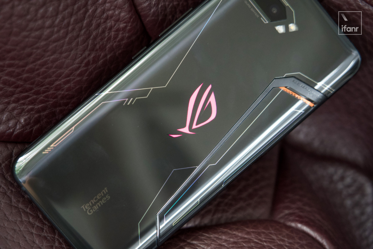 华硕rogphone2评测最重的android手机最重量级的android手机