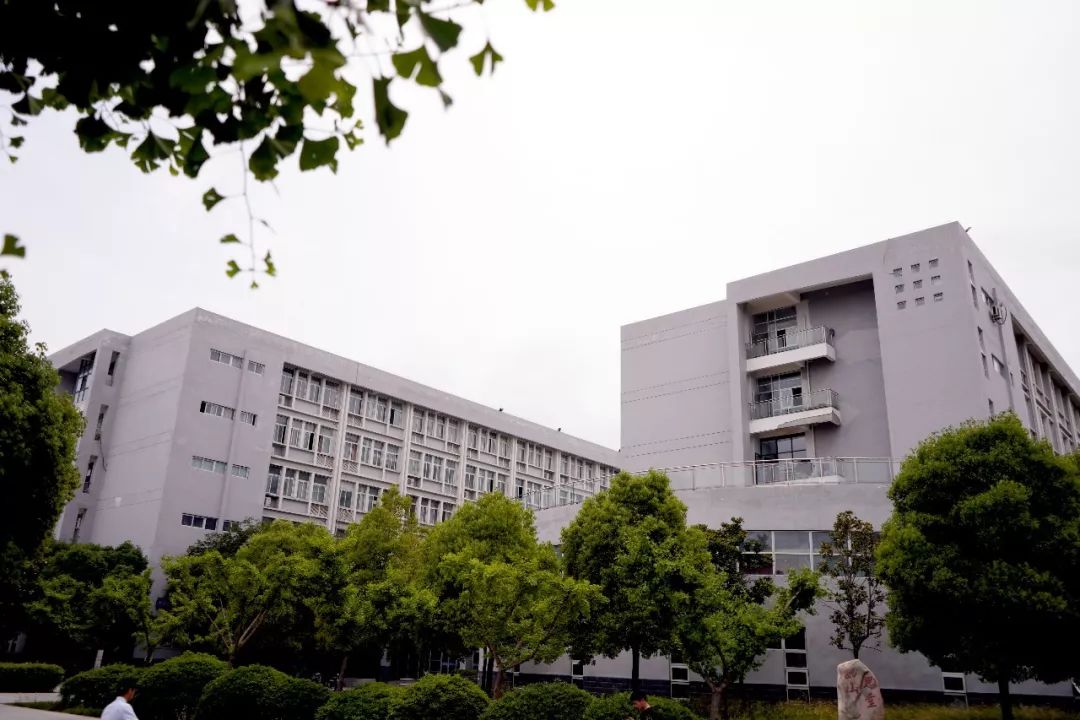 阜陽師範大學首張錄取通知書已發出