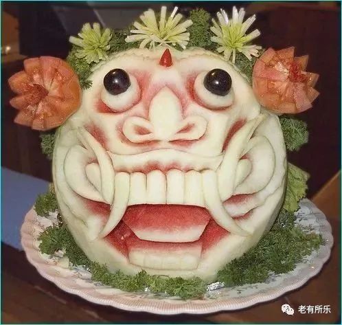 原来水果雕花的过程是这样的!▼卷头发