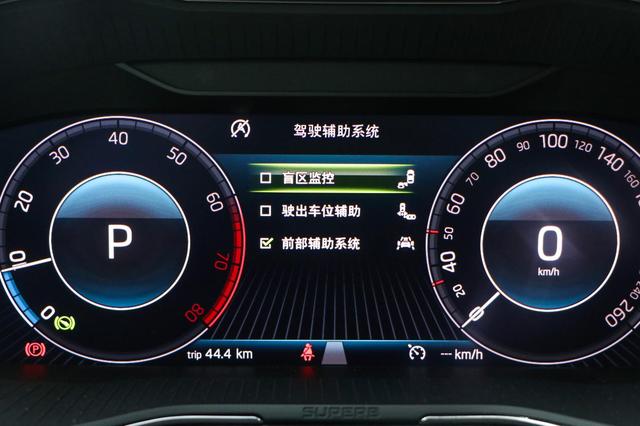德系迎来一走量车，与迈腾同平台，B级+掀背，17万还买雅阁？