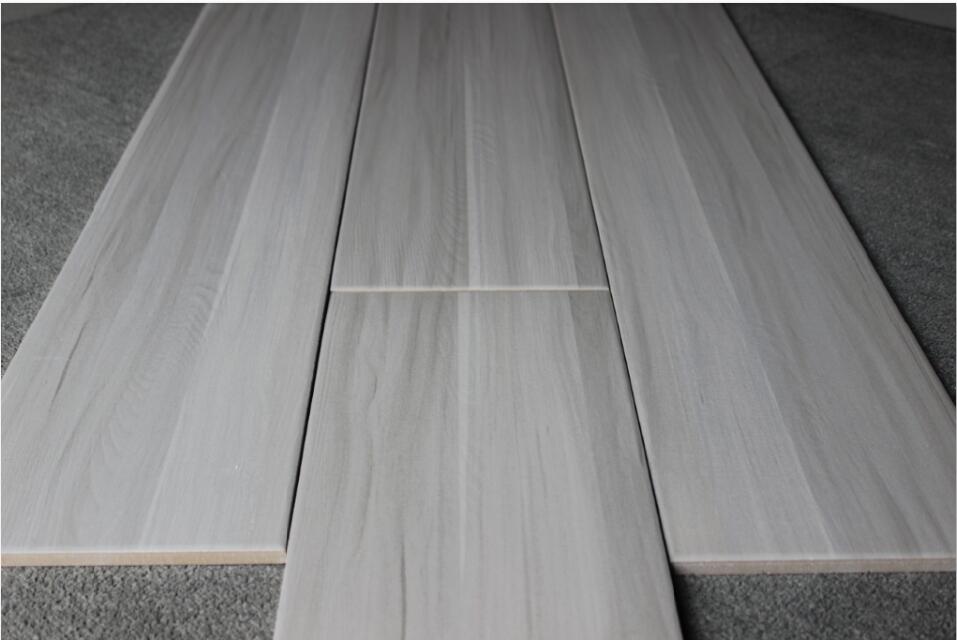 灰色系木纹砖花色汇总,90%的装修都爱选用灰色瓷砖!