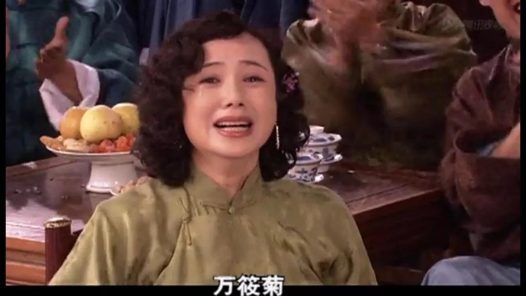 白玉婷追万筱菊,在民国年间也被称为"捧角儿",只要万筱菊在台上唱戏