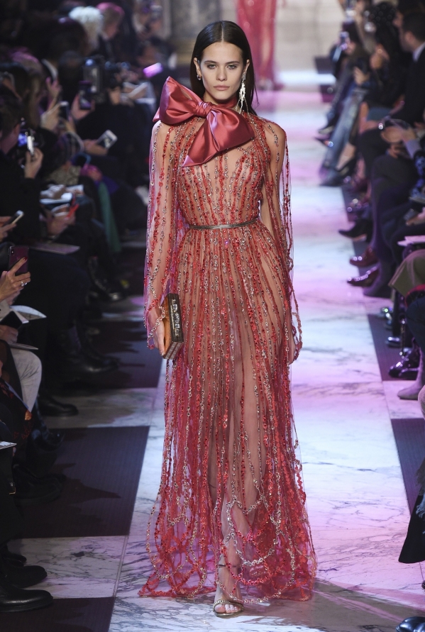 1/6t台秀:最新时尚纱纱裙的流行趋势热门图集加载更多.