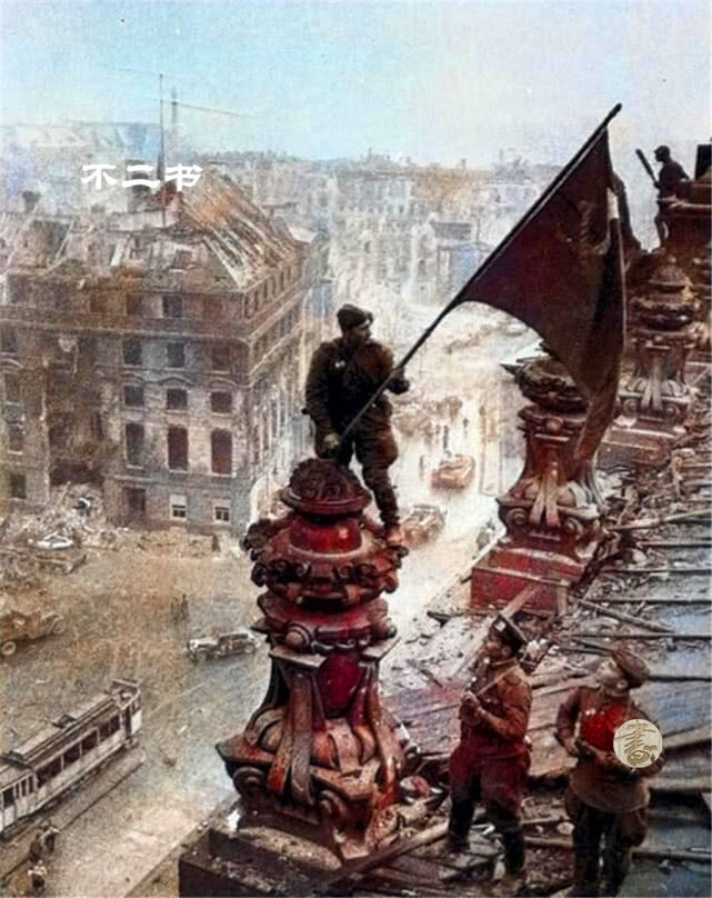 上色老照片柏林战役中的真实景象见证了终局之战的残酷