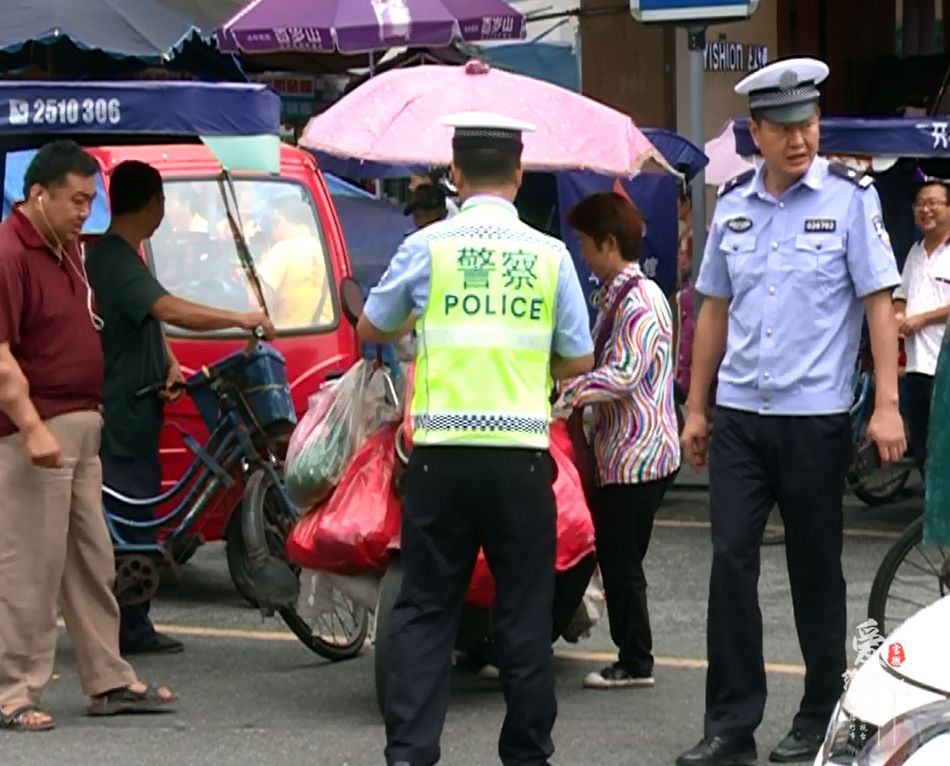 聊城交警李国强图片