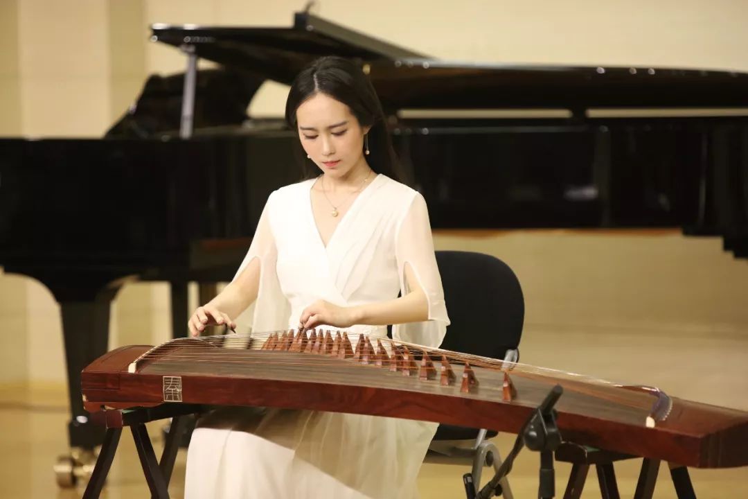 白洋《与风景的对话》,在琴声里传递爱与美好_古筝