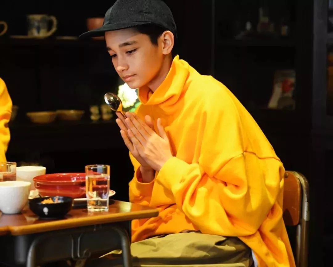 为何popeye如此爱用混血模特儿