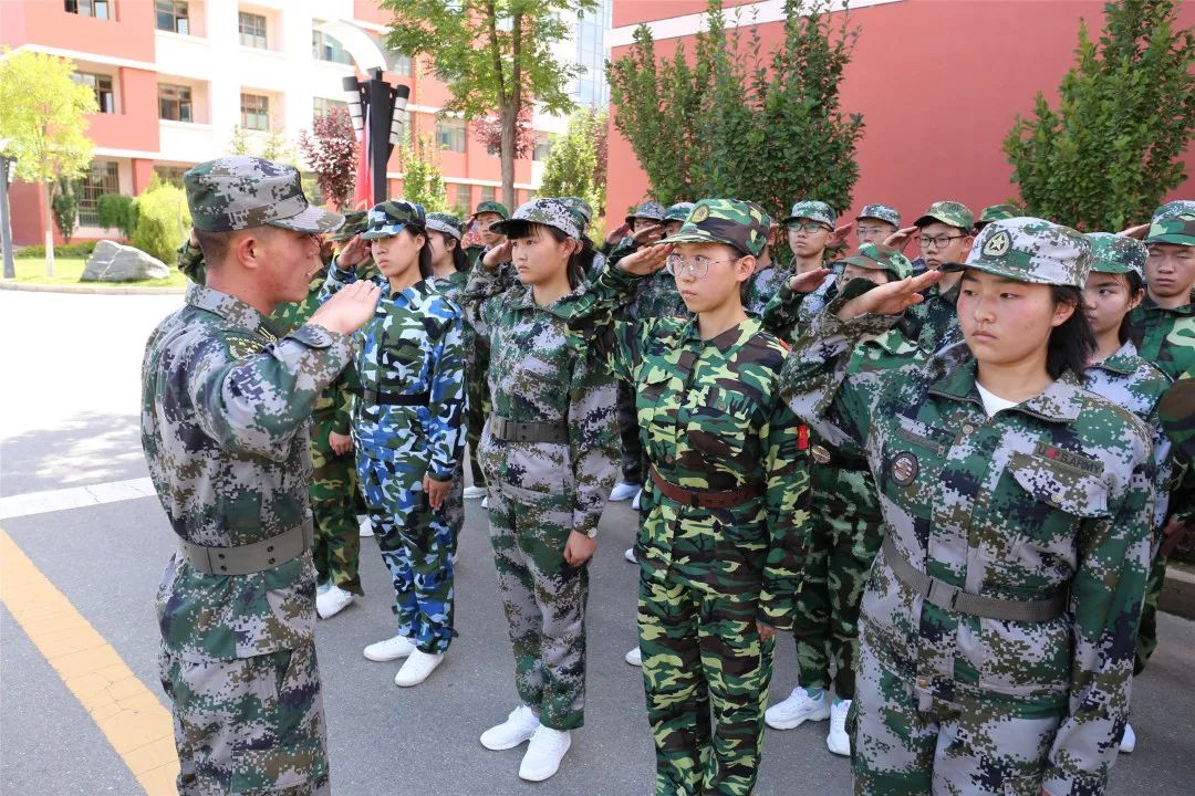 2019年首期蘭州市高級中學軍事訓練營暨蘭州五十八中蘭煉一中2019級