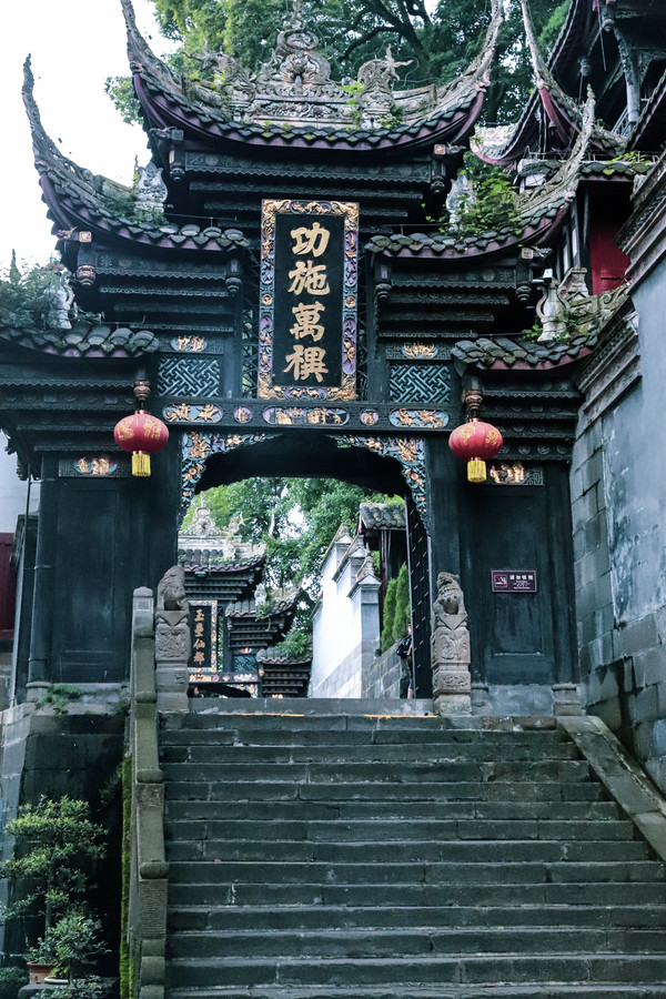 都江堰重庆三小时就能到达的好去处