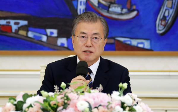 日本半导体制裁下,文在寅为韩企打气:呼吁全民共渡难关