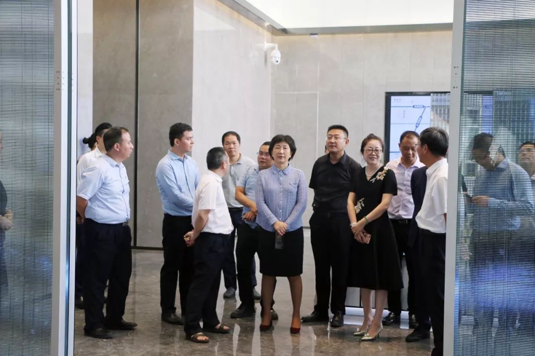 热烈庆祝龙田街道党工委书记刘玉红一行领导莅临整村统筹土地整备试点