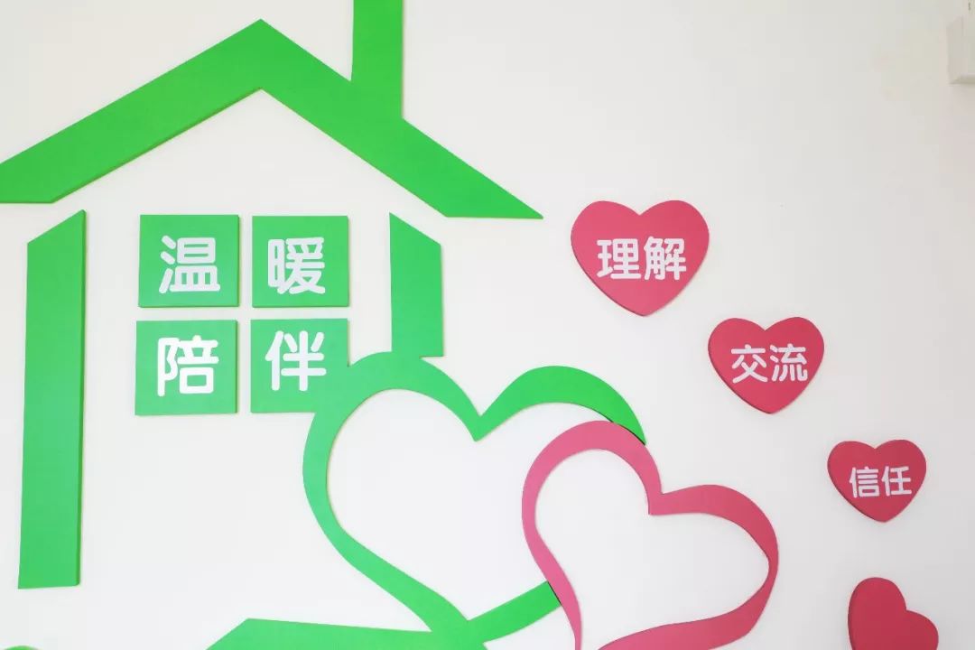珠海市首个舒心驿站落户莲洲镇为妇女儿童提供心理咨询服务