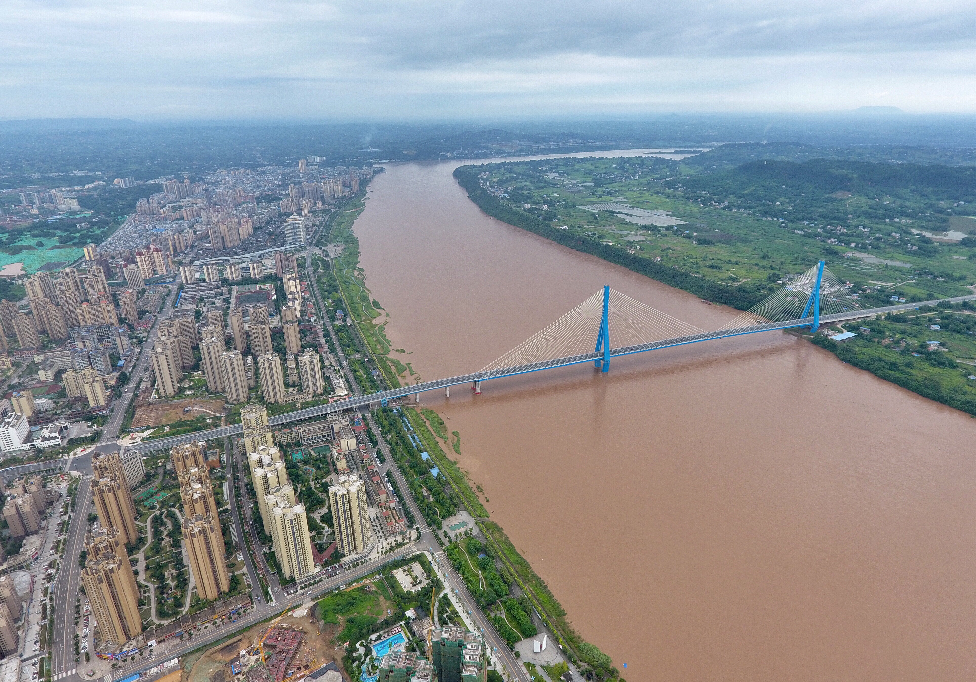 飛閱南溪仙源長江大橋