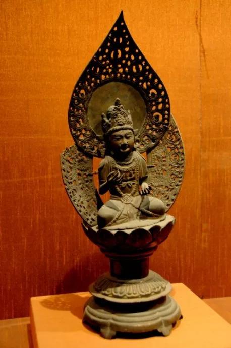 鉴赏苏州博物馆藏虎丘塔瑞光塔出土的珍贵文物