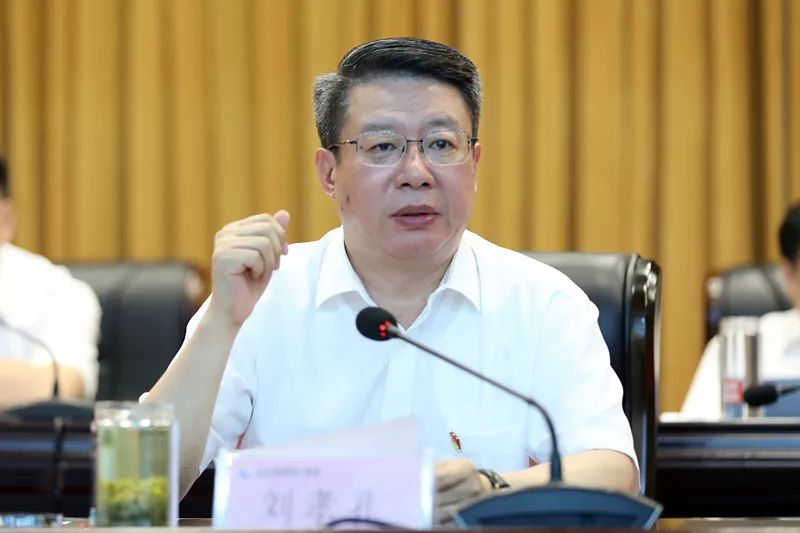 【方向】 把大数据资源转化为企业管理的"新动能""新能源"