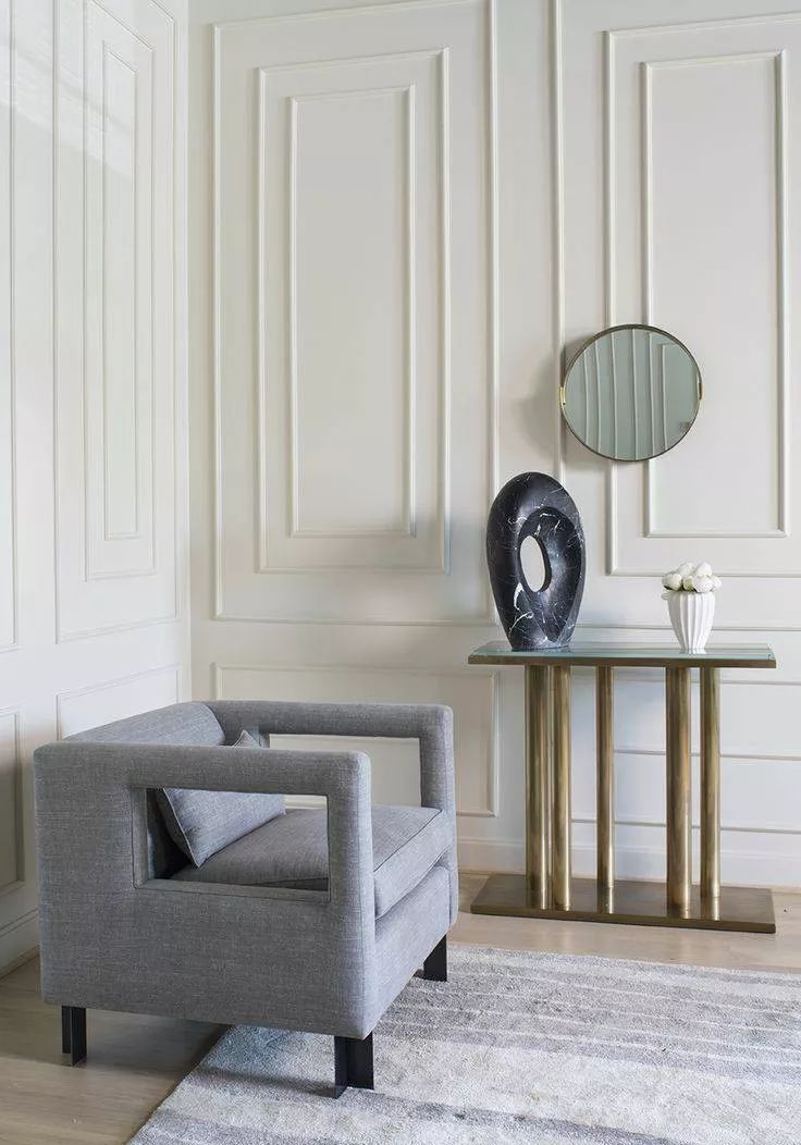 采光不足,和喜欢简洁时尚客厅的人来说,石膏线装饰天花板才是完美的