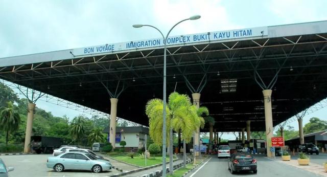 纳闽渡轮码头:吉隆坡梳邦机场:位于文莱和马来西亚边境的沙捞越双溪都