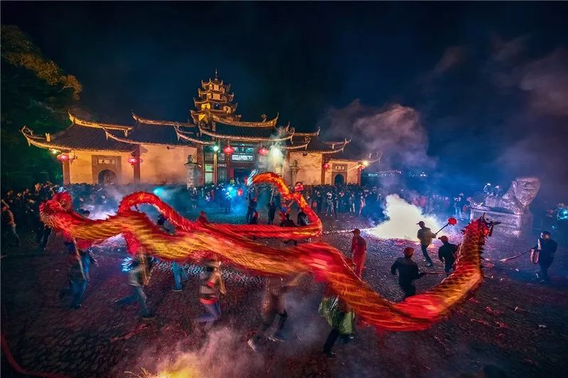 闹元宵 饶宸旭 摄长乐三溪夜龙舟 古村古桥乐翻天 陈增玉 摄福鼎民间