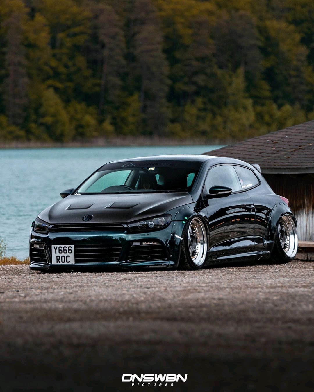 恰到好处的炸裂,这辆黑武低趴尚酷告诉你