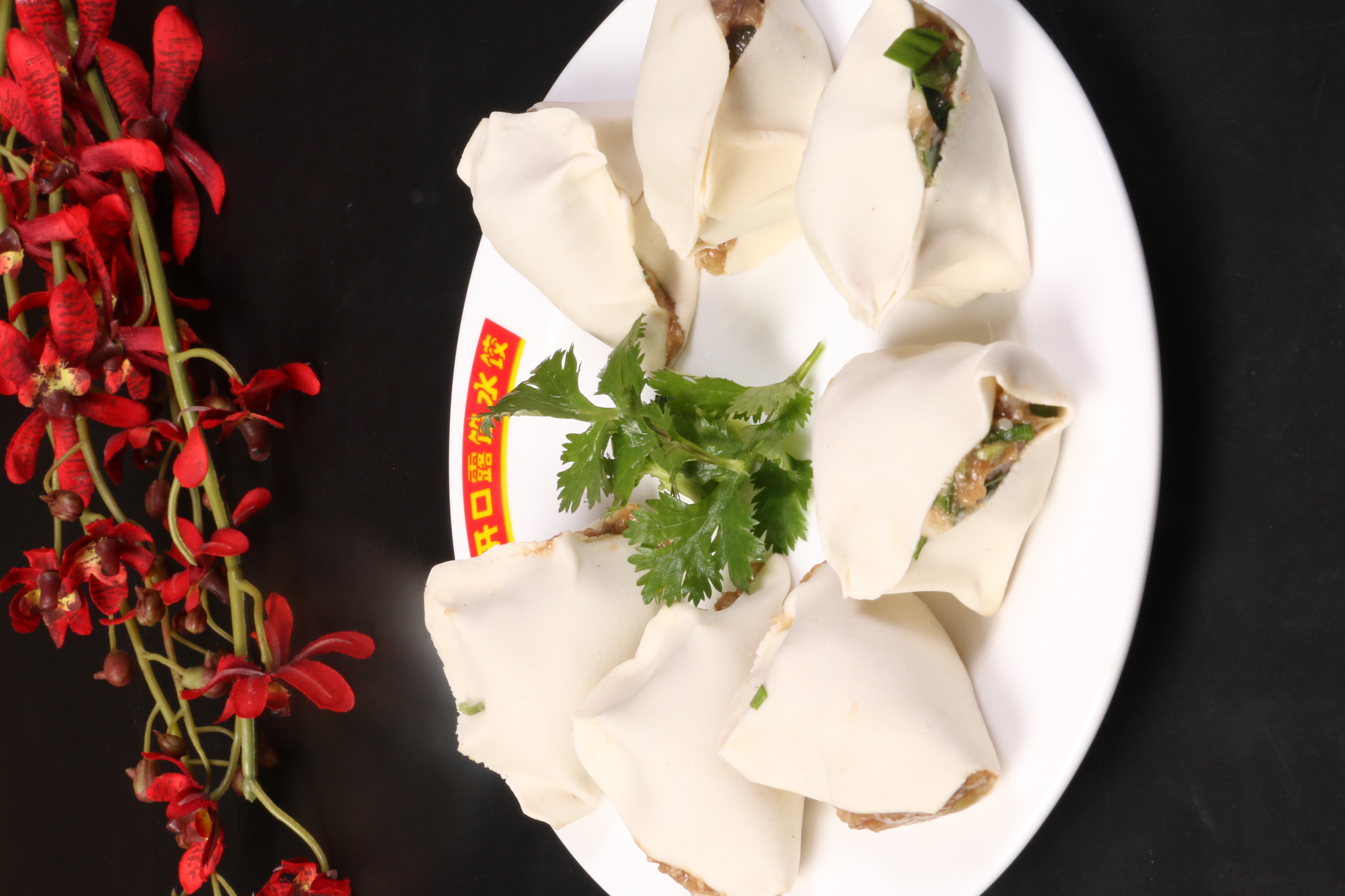 开口笑露馅水饺:荤素搭配打破美食"次元壁" 让美味"1 1>2"