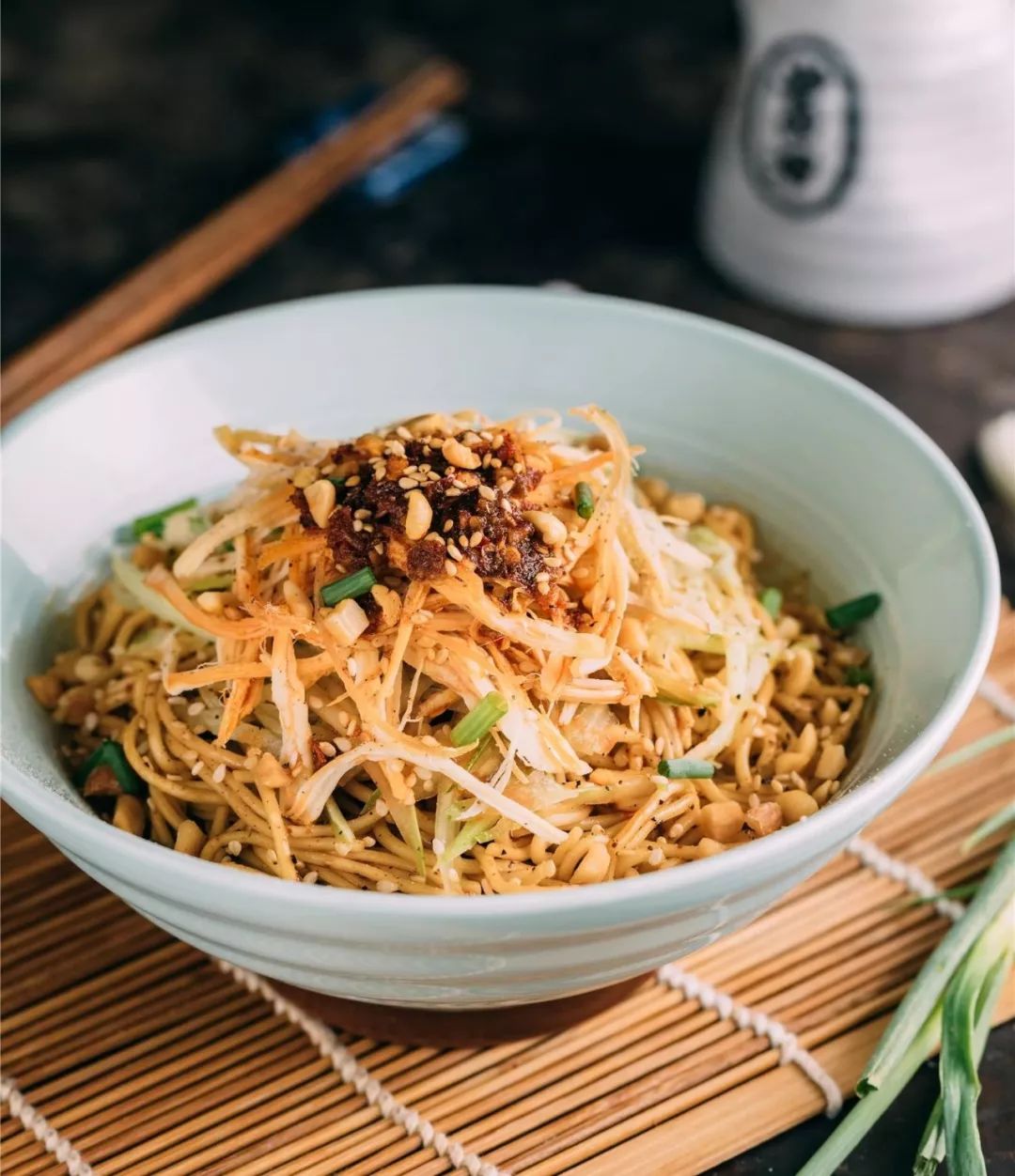 夏天就要吃凉面教你这么做好吃到没朋友